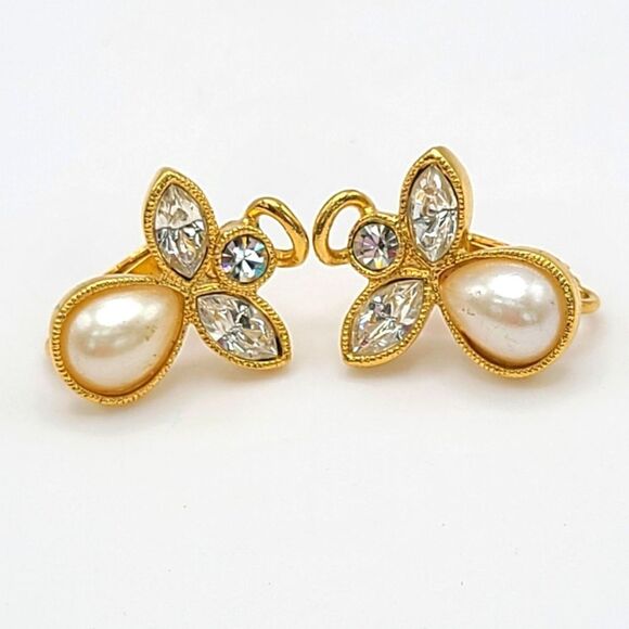 Avon Angel faux pearl  goldtone clip on earrings - Picture 1 of 3